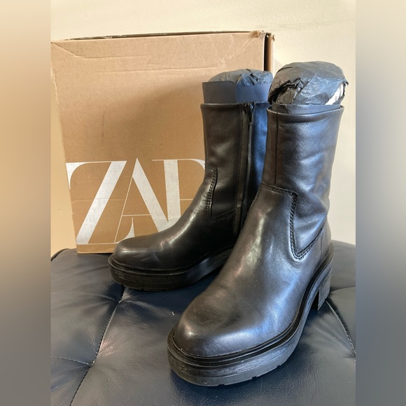 Zara black leather boots 7.5 - Picture 1 of 8